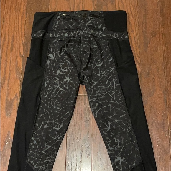 LULULEMON WOMEN’S LEGGINGS SIZE 8 - Picture 5 of 16
